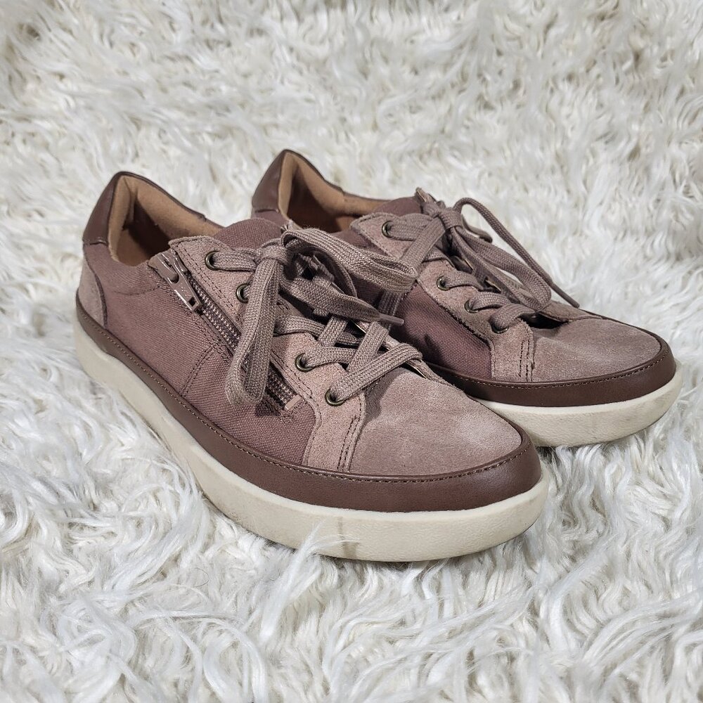Vionic Women's Suede Flats in Mauve Size 8